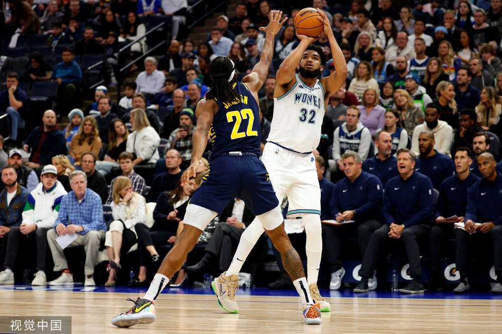 于为年轻球 于为年轻球