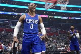 也让全队士 也让全队士